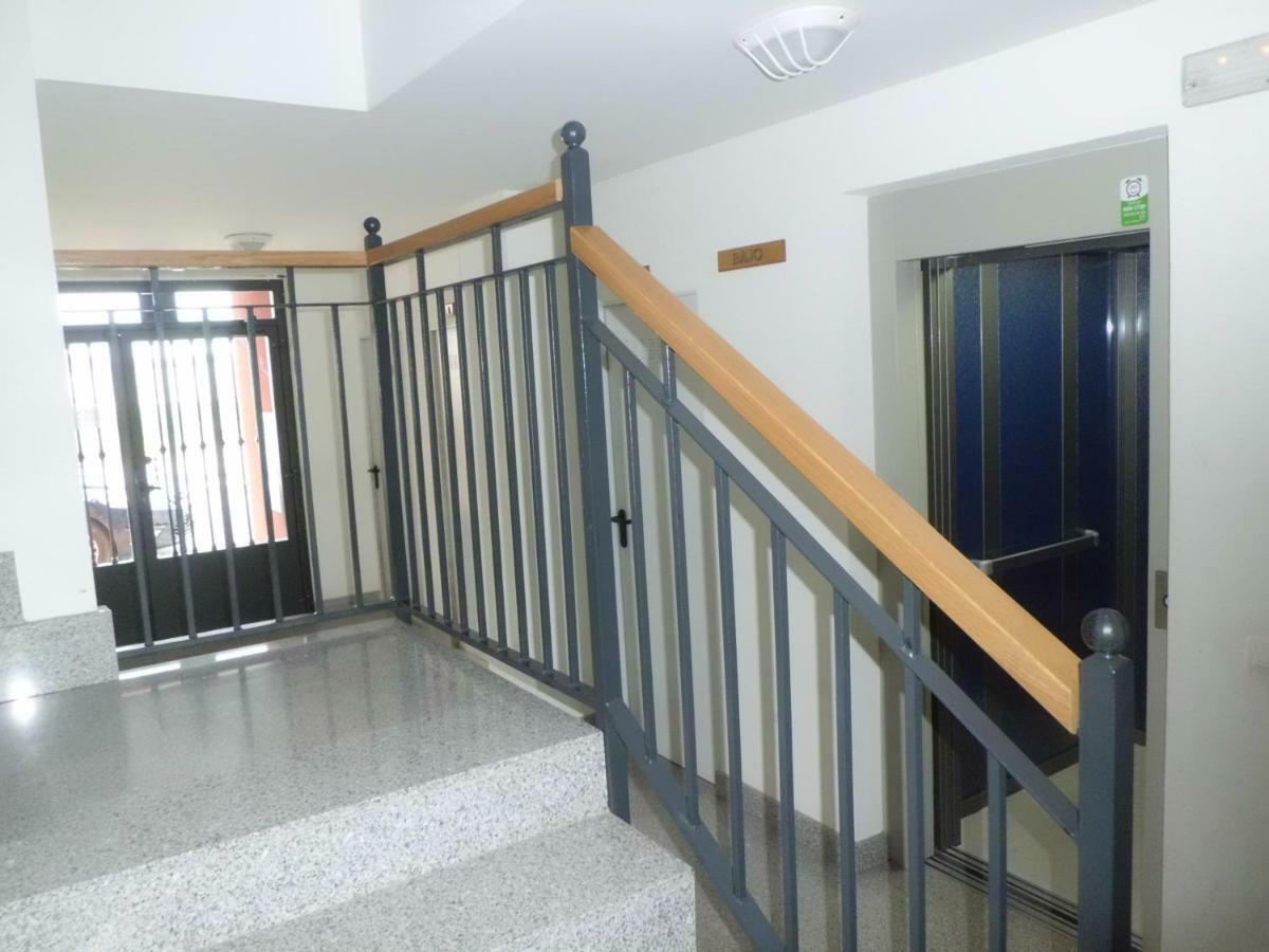 Apartamento Rio Lavilla Castanares de Rioja ภายนอก รูปภาพ