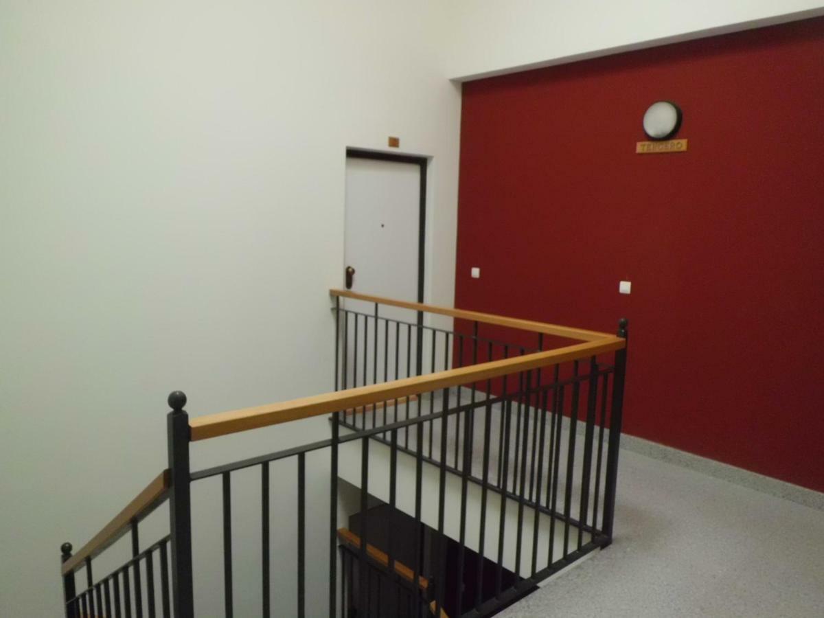 Apartamento Rio Lavilla Castanares de Rioja ภายนอก รูปภาพ